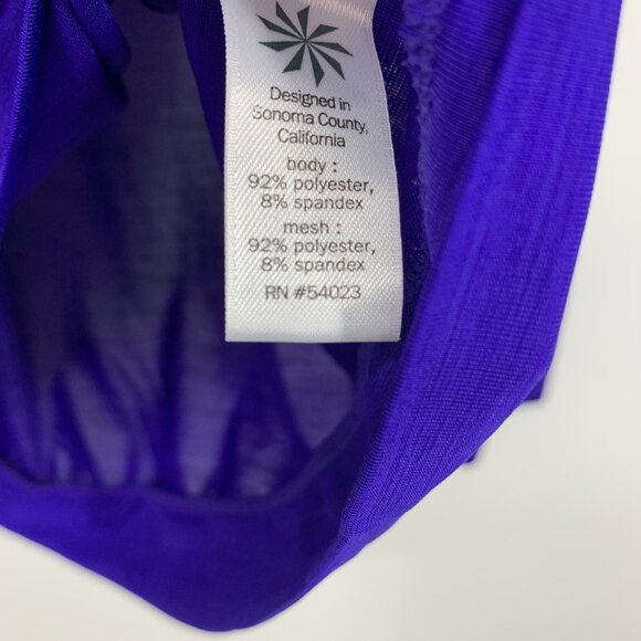 Athleta Top Kettlebella Long Sleeve Thumbholes Mesh Back - Picture 8 of 11